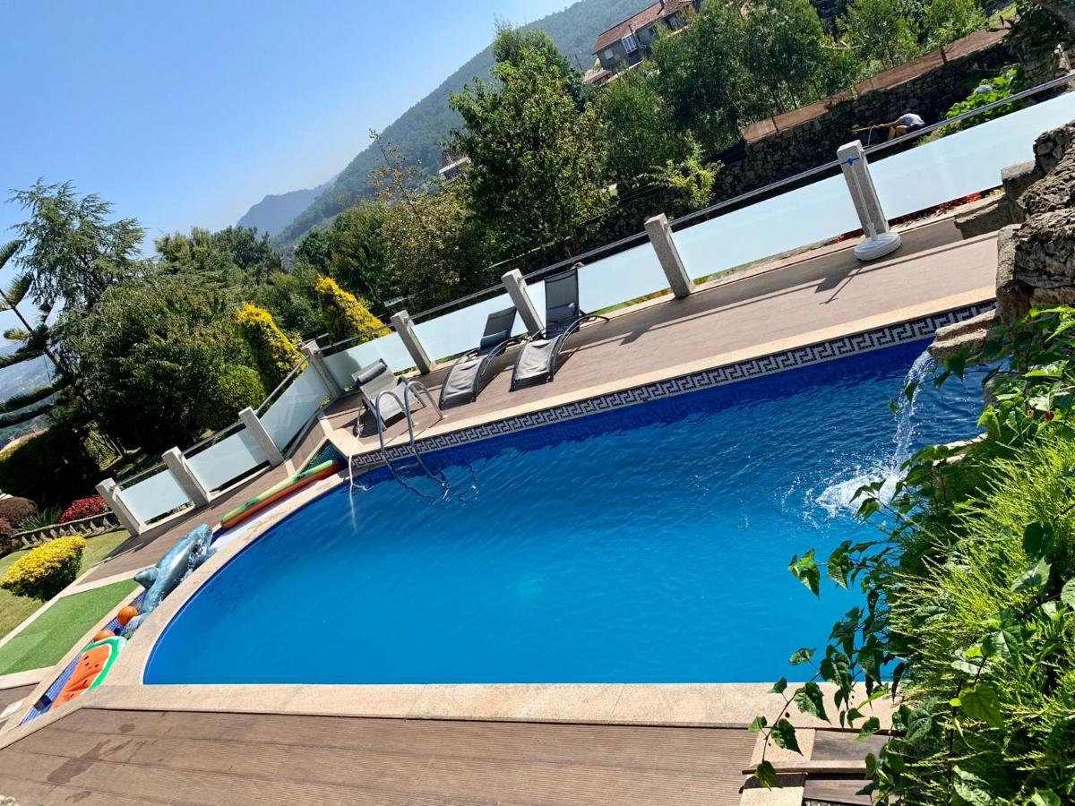 Raices. Agradable Casa Con Piscina Villa