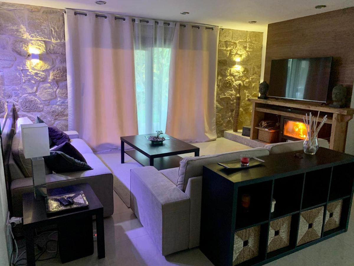 Raices. Agradable Casa Con Piscina Villa *