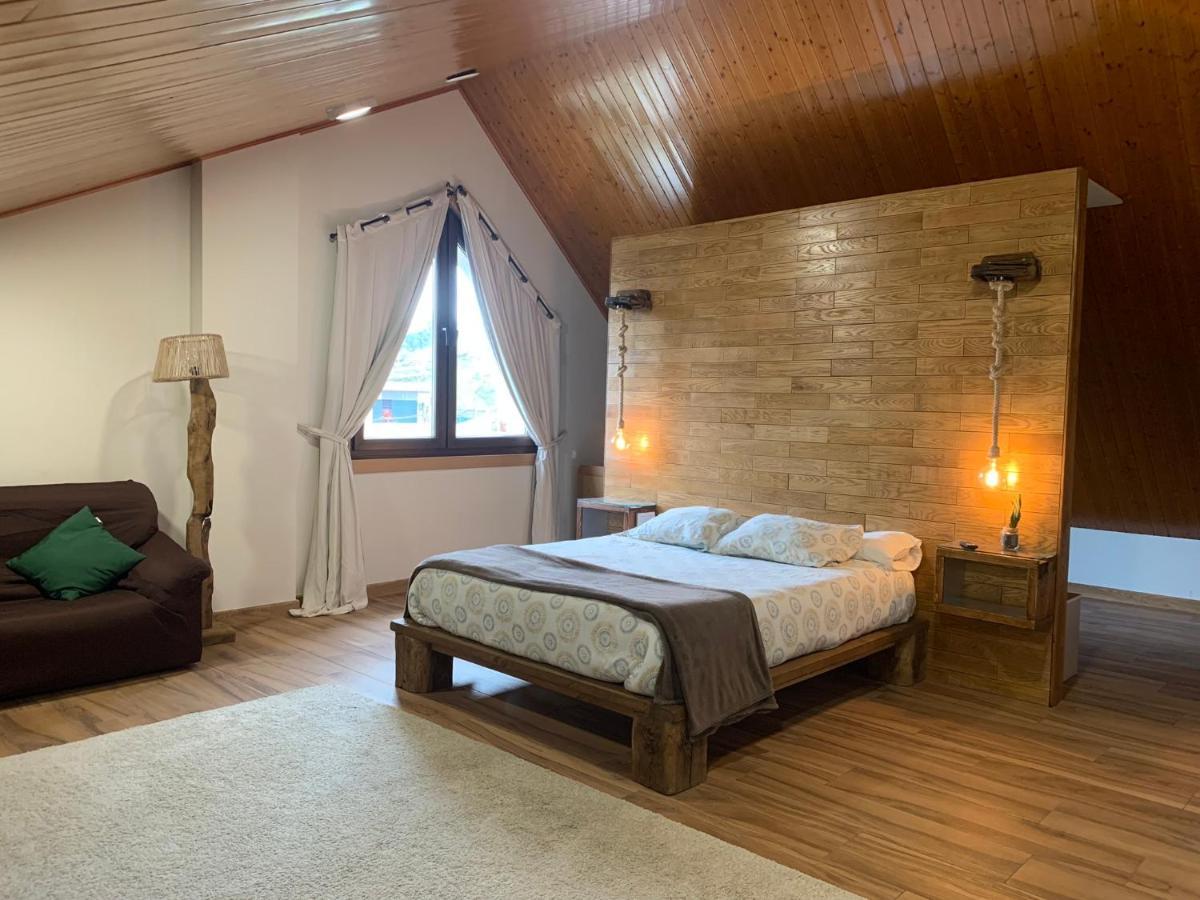Villa Raices. Agradable Casa Con Piscina Baiona